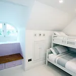 Hailey's Haven ダンガーバン
